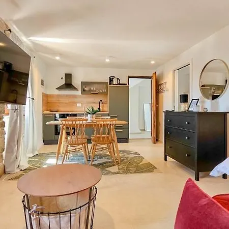 Apartment Atelier 2 Groznjan