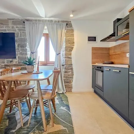 Atelier 2 * Grožnjan
