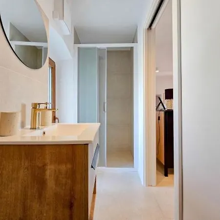 Apartment Atelier 2 *